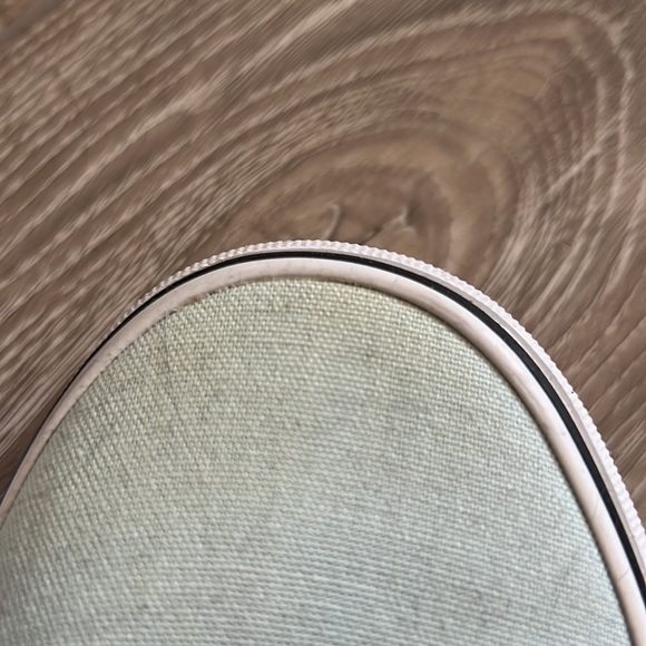 Brand new unworn vans - Picture 3 of 3